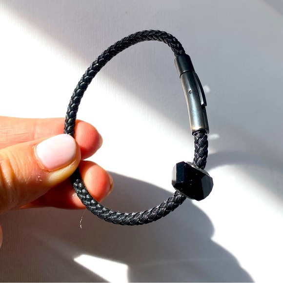 SWAROVSKI bracelet with black crystal - Picture 1 of 7